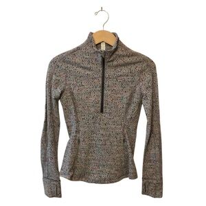 SOLD - Limited Edition Lululemon Run Briskly 1/2 Zip